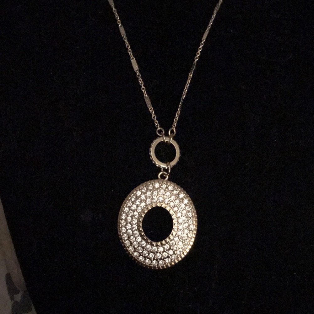 Paloma & Ellie gold circle w/rhinestones